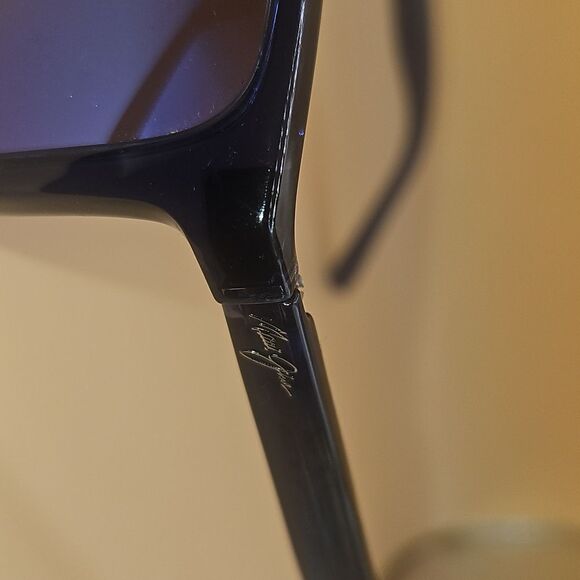 MAUI JIM polarized Cruzem  Sunglasses (PreOwned) - Picture 2 of 3